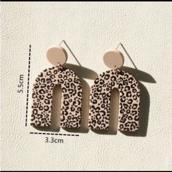 Leopard Geometric Drop earrings - Picture 2 of 6